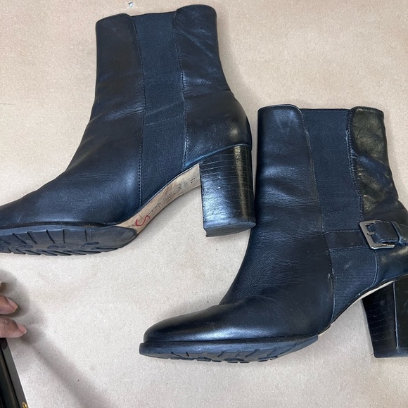 Cole Haan Black Genuine Leather Pull On Block Heel Almond Tor Ankle Boots Size 7 - Picture 5 of 9